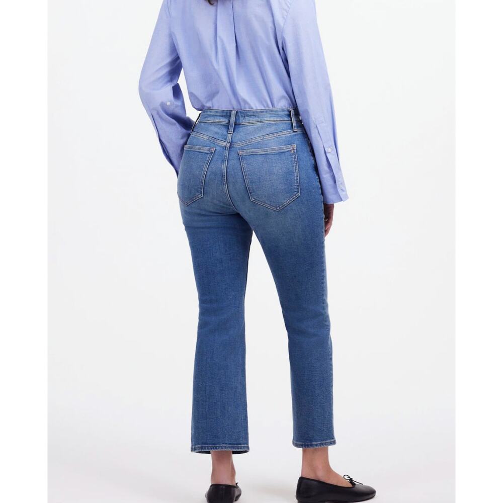 Madewell Curvy Kick Out Crop Jean Size 32 W Oneida Wash New NWT - Picture 3 of 6